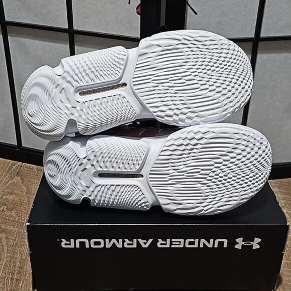 Under Armour Flow Breakthru Basketball Shoes Size 9 New - Picture 8 of 9